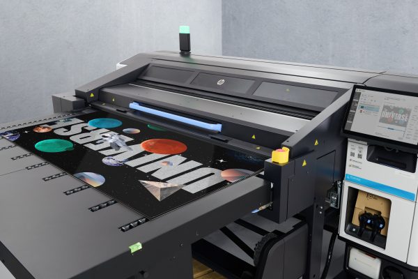 HP Latex R530 Printer - Image 2